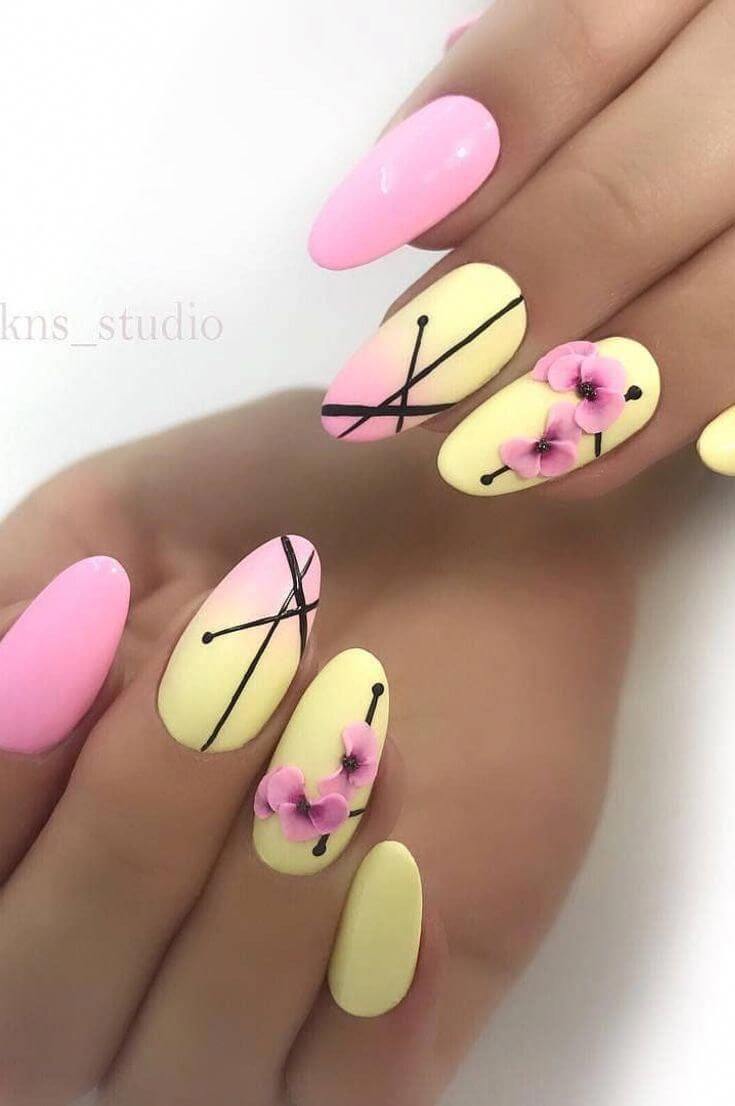 decoracion de uñas amarillas y rosa