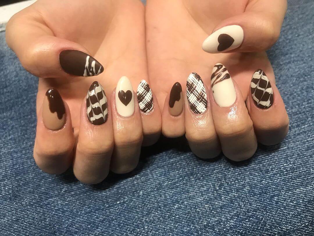 diseños de uñas de chocolate