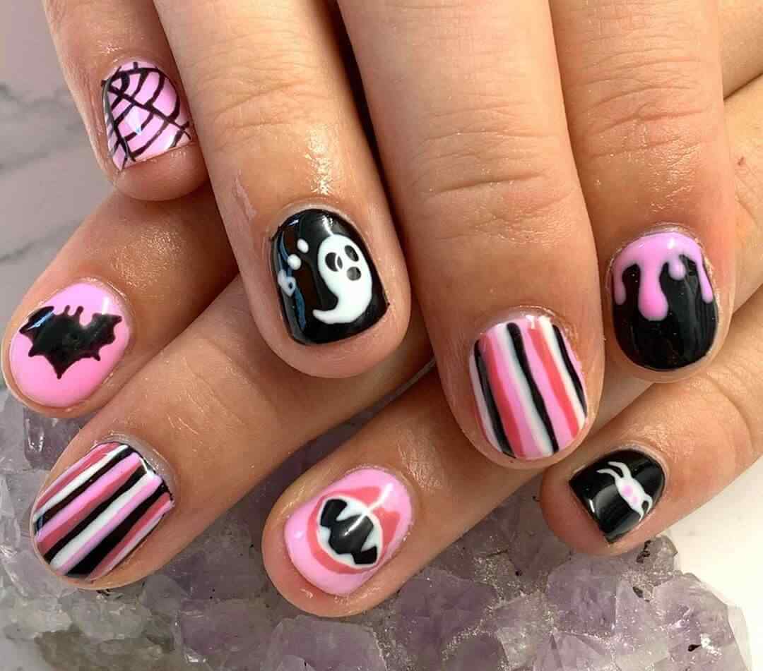 uñas de halloween fantasmita