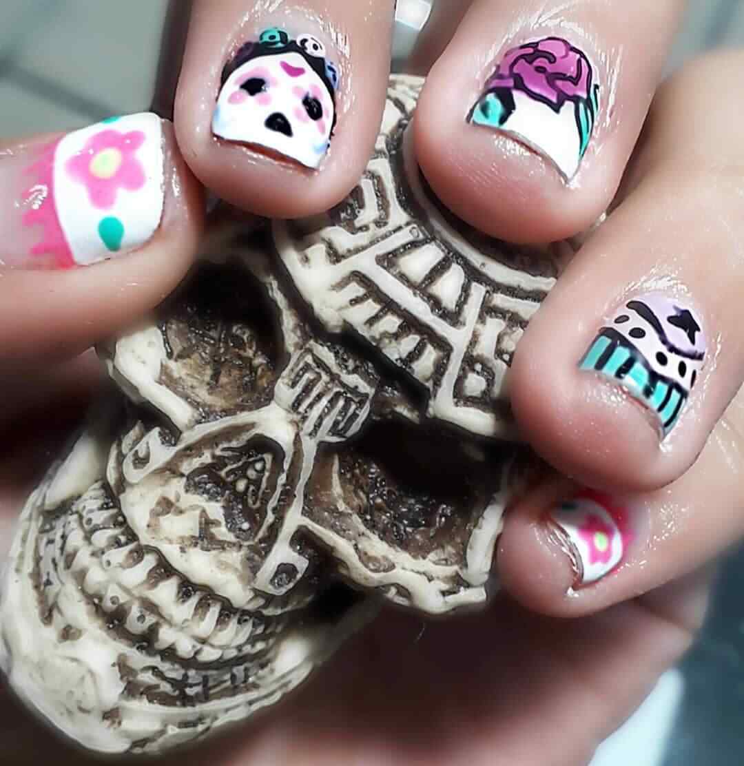 uñas decoradas dia de los muertos