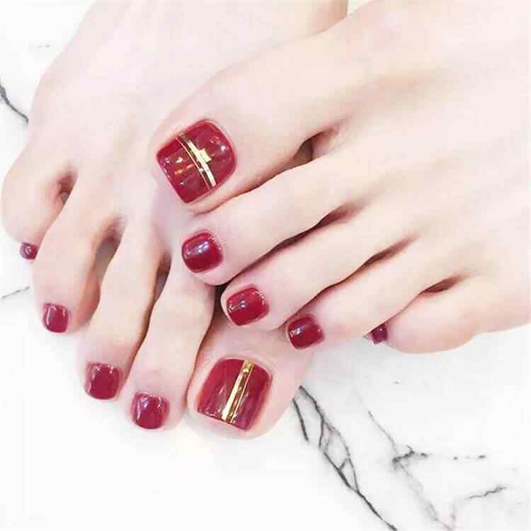Uñas decoradas para el pie color rojo