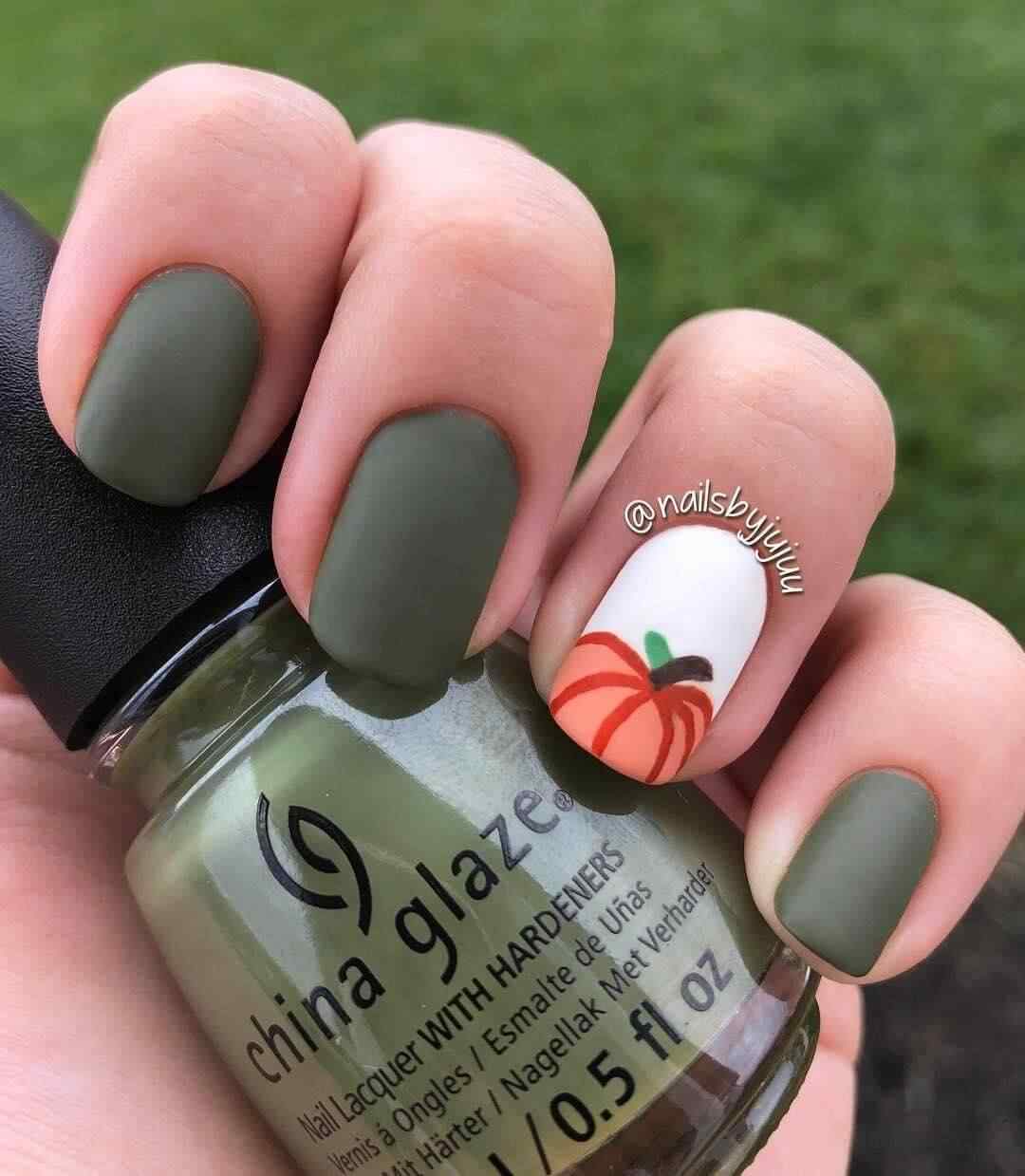 uñas matte calabaza halloween