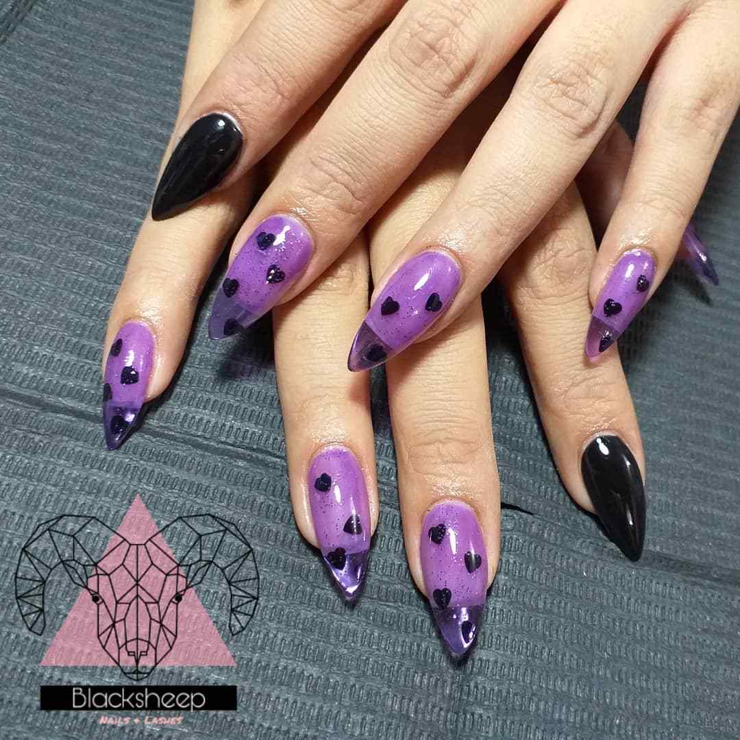 uñas purpura bruja halloween