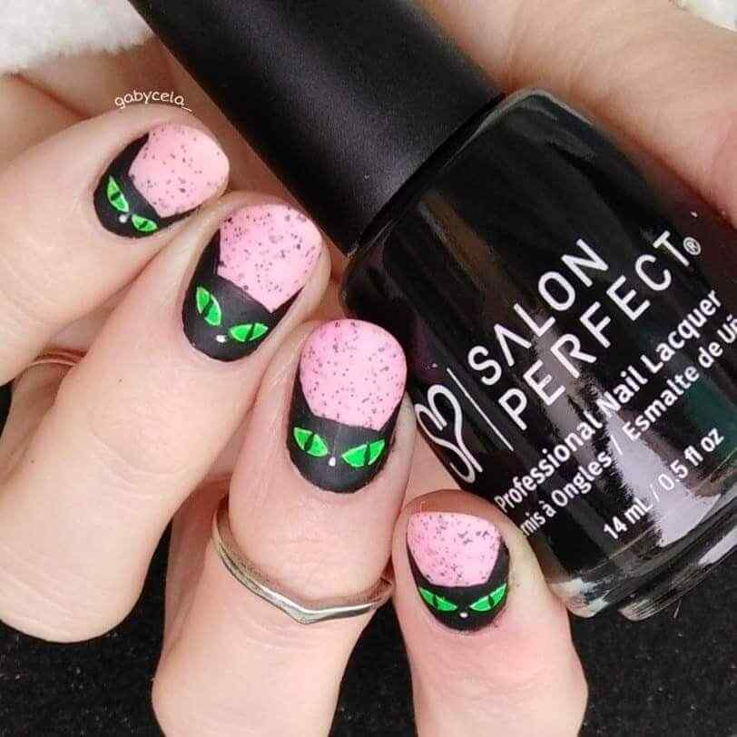 uñas rosa para halloween