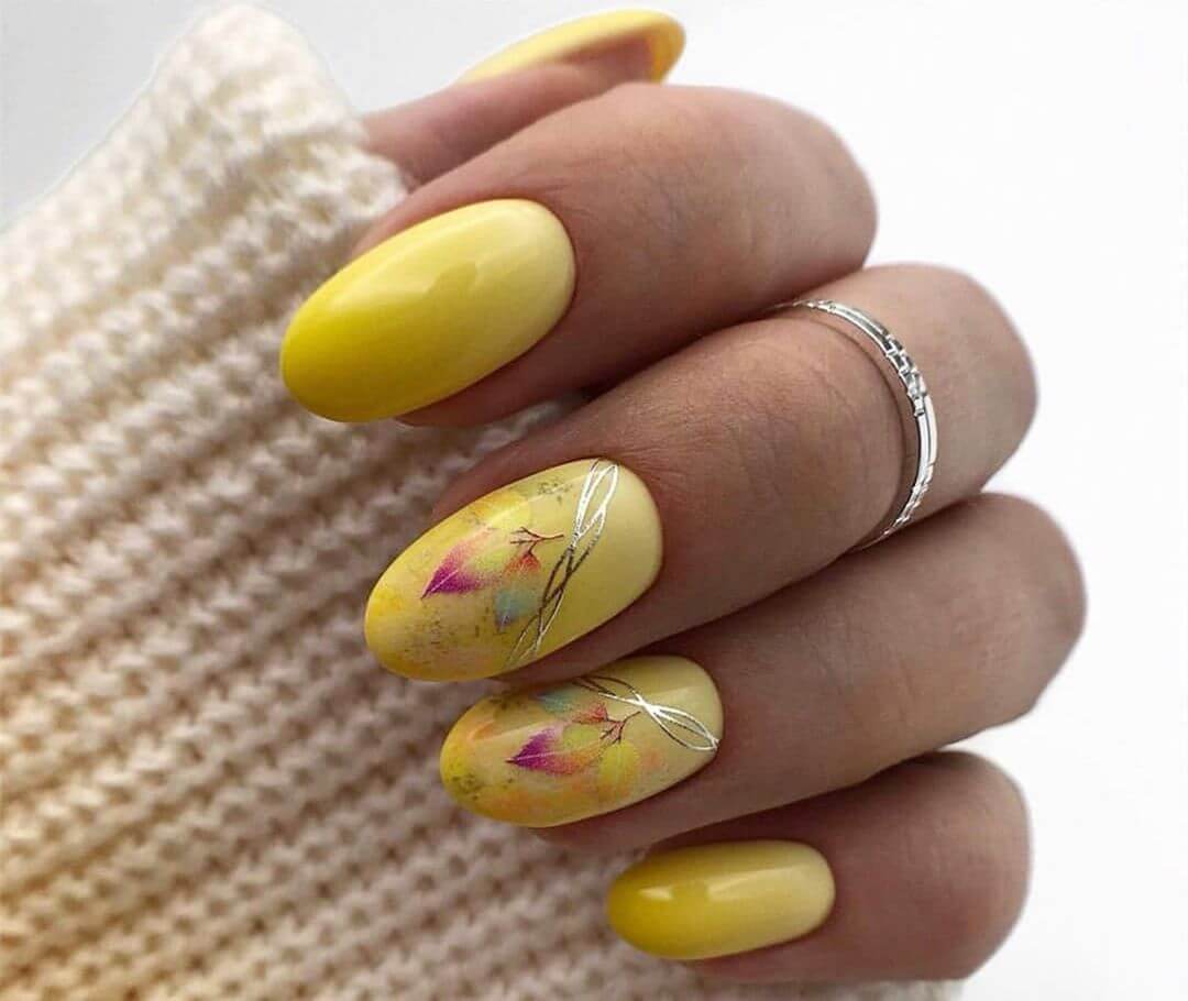 uñas decoradas amarillas primavera